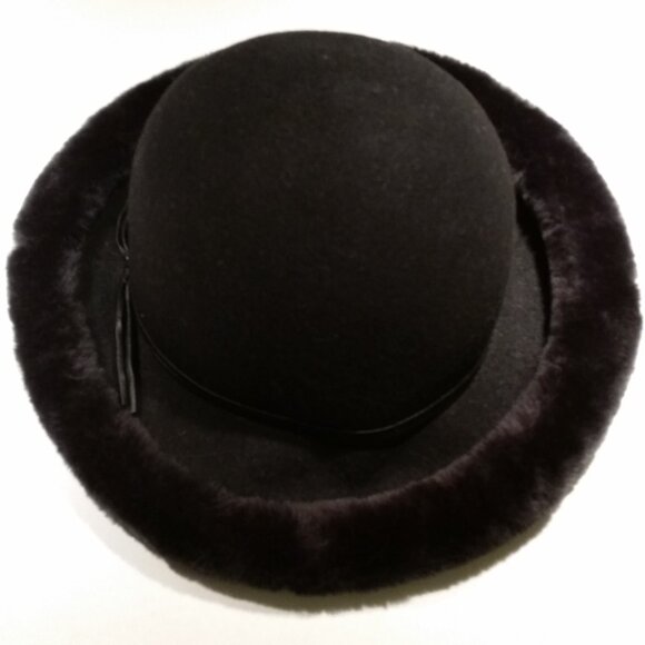 Ladies Bowler style hat - Picture 1 of 3